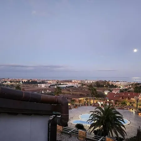 Borgo Il Castello - Vista Piscina E Mare * Tortoreto