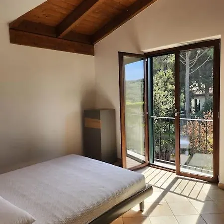 Borgo Il Castello - Vista Piscina E Mare アパート